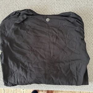 Lululemon black, long sleeve top size 8 worn